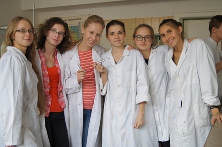 Klasa 3a na zajęciach z chemii w Katowicach