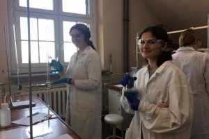 Zajęcia z chemii klasy 1c (biol-chem) na UŚ w Katowicach - zdjęcie18