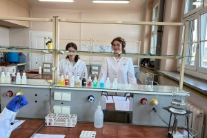 Zajęcia z chemii klasy 1c (biol-chem) na UŚ w Katowicach - zdjęcie5