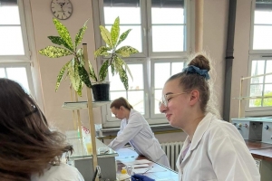 Zajęcia z chemii klasy 1c (biol-chem) na UŚ w Katowicach - zdjęcie4