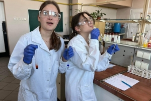 Zajęcia z chemii klasy 1c (biol-chem) na UŚ w Katowicach - zdjęcie1