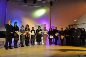 Dyplomy i nagrody za wybitne osiągnięcia uczniów 2012/2013 - zdjęcie32