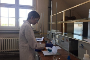 Zajęcia z chemii klasy 1c (biol-chem) na UŚ w Katowicach - zdjęcie25