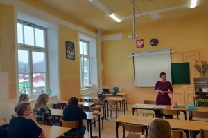 Zajęcia seminaryjne z języka angielskiego w klasach z nauczaniem dwujęzycznym - zdjęcie1