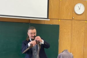 IV Festiwal Nauki i Sztuki w I Liceum Ogólnokształcącym im. M. Kopernika w Żywcu - zdjęcie2