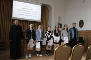 UROCZYSTA GALA DIECEZJALNEGO KONKURSU LITERACKO-RELIGIJNEGO O RODZINIE - zdjęcie1