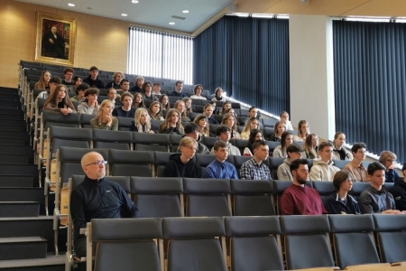 Zajęcia laboratoryjne w Instytucie Fizyki Uniwersytetu Jagiellońskiego