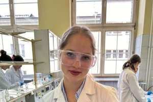 Klasa 2c i 2g na warsztatach chemicznych UŚ w Katowicach - zdjęcie4