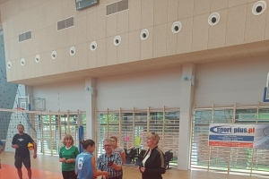 Turniej piłki siatkowej w mixtach zorganizowany z okazji 120 - Lecia Szkoły - zdjęcie6