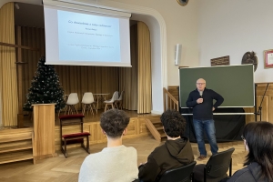 „Gry dwuosobowe a nasza codzienność” - wykład prof. dr. hab. Romana Badory - zdjęcie2