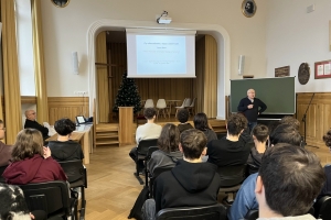 „Gry dwuosobowe a nasza codzienność” - wykład prof. dr. hab. Romana Badory - zdjęcie3