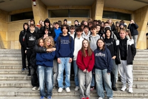ZAJĘCIA z geografii i astronomii w Planetarium Śląskim  w Chorzowie - zdjęcie2