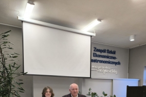 Marta Skrzypek zwyciężczynią etapu okręgowego konkursu „Poznajemy Senat Rzeczypospolitej Polskiej” - zdjęcie8