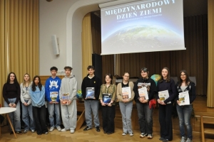 Międzynarodowy Dzień Ziemi i Światowy Dzień Wody 2025 w I LO w Żywcu - zdjęcie21