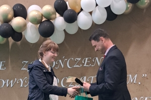Zakończenie roku szkolnego maturzystów - zdjęcie25