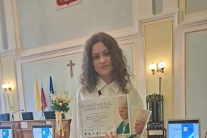 Rodzinne wspomnienia o wielkiej wizycie – uczniowie szkoły laureatami konkursu o św. Janie Pawle II - zdjęcie2