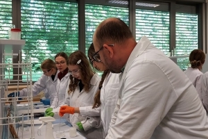 Warsztaty z chemii na UŚ w Chorzowie - klasa 3c i 3g - zdjęcie2