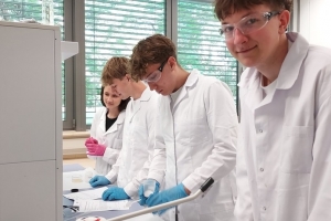 Warsztaty z chemii na UŚ w Chorzowie - klasa 3c i 3g - zdjęcie18