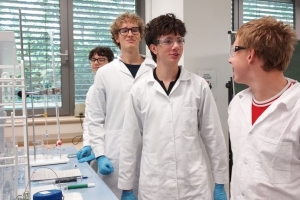 Warsztaty z chemii na UŚ w Chorzowie - klasa 3c i 3g - zdjęcie21