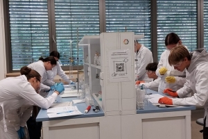 Warsztaty z chemii na UŚ w Chorzowie - klasa 3c i 3g - zdjęcie2