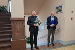 Kolędowanie młodzieży ze Szkolnego Koła Wolontariatu - zdjęcie6