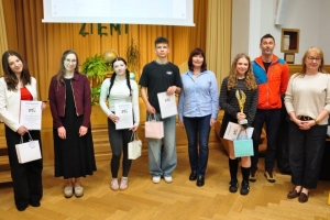 Międzynarodowy Dzień Ziemi i Światowy Dzień Wody 2026 w I LO w Żywcu - zdjęcie14