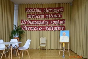 Gala III Diecezjalnego Konkursu Literacko-Religijnego o Rodzinie - zdjęcie1