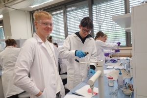 Warsztaty z chemii na UŚ w Chorzowie - klasa 3c i 3g - zdjęcie16