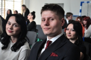 Pożegnanie maturzystów w I LO im. M. Kopernika w Żywcu - zdjęcie19