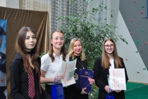 Pożegnanie maturzystów w I LO im. M. Kopernika w Żywcu - zdjęcie32