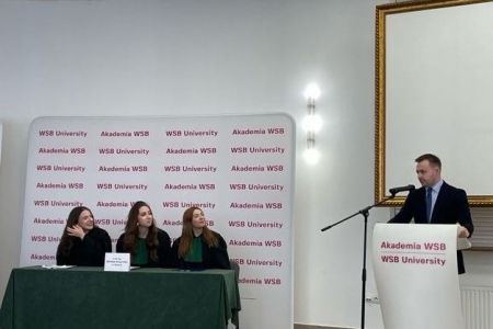 Reprezentacja naszej szkoły w półfinale ogólnopolskiego konkursu „Potyczki prawne”!