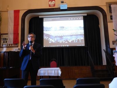 Niezwykły gość w I LO z wykładem historycznym