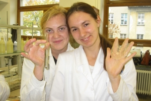 Zajęcia laboratoryjne z chemii w Katowicach, 17.10.2014 - zdjęcie30