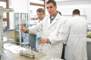 Zajęcia laboratoryjne z chemii w Katowicach, 17.10.2014 - zdjęcie24
